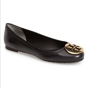 Black leather Tory Burch Reva flats